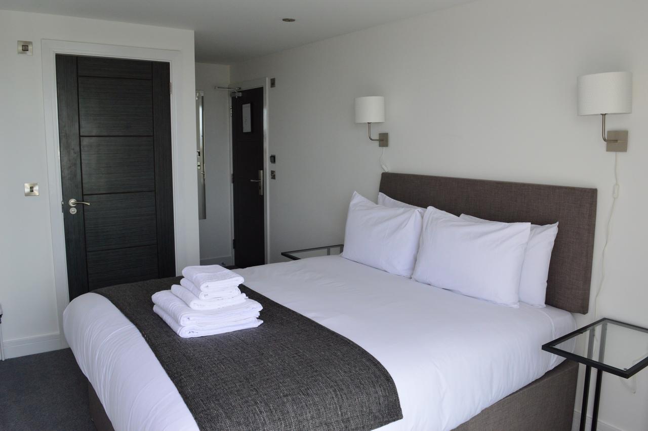 Q8 Boutique Hotel Portsmouth Exteriör bild